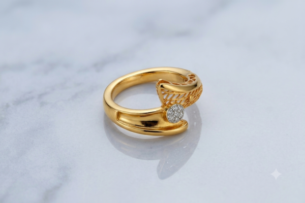 Gold Ring, Designer Gold Ring, Filigree Gold Ring, Stone Studded Ring, Modern Gold Jewelry, Women's Gold Ring, Daily Wear Ring, Contemporary Jewelry, Gift for Her, Stylish Gold Ring.