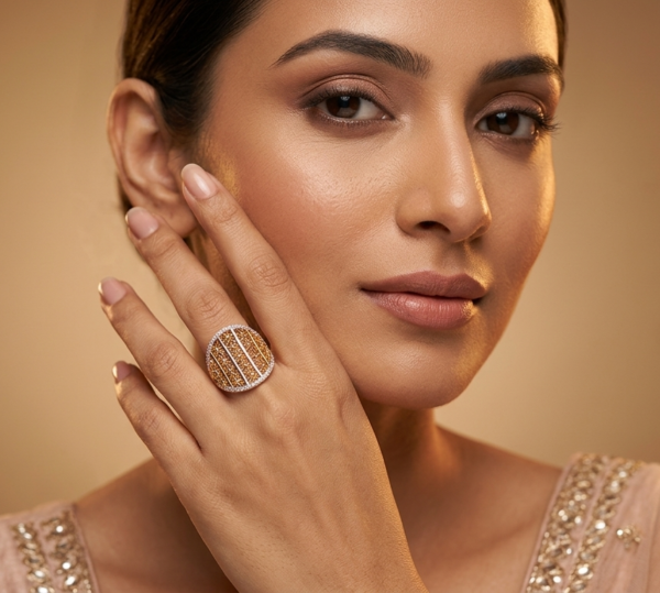 Radiant Lattice-Design Two-Tone Statement Ring