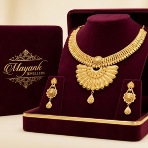 Opulent Traditional Gold-Plated Fan Pendant Necklace and Earrings Set