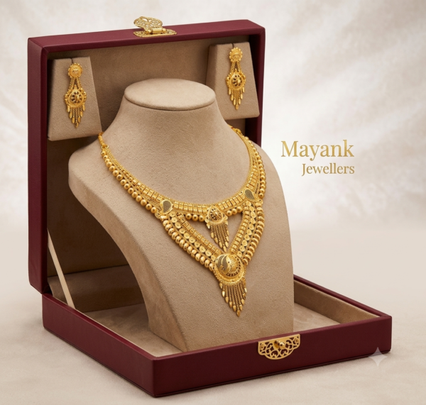 Exquisite Traditional Gold-Plated Layered Necklace and Earrings Set
