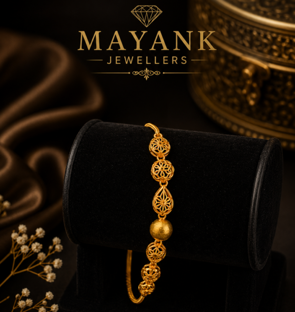 Mayank Jewellers Filigree Bead & Centerpiece Gold Bracelet